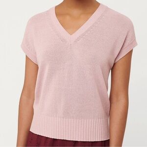 LOFT Ivory Cream V-Neck Lightweight Sweater Vest Top Medium